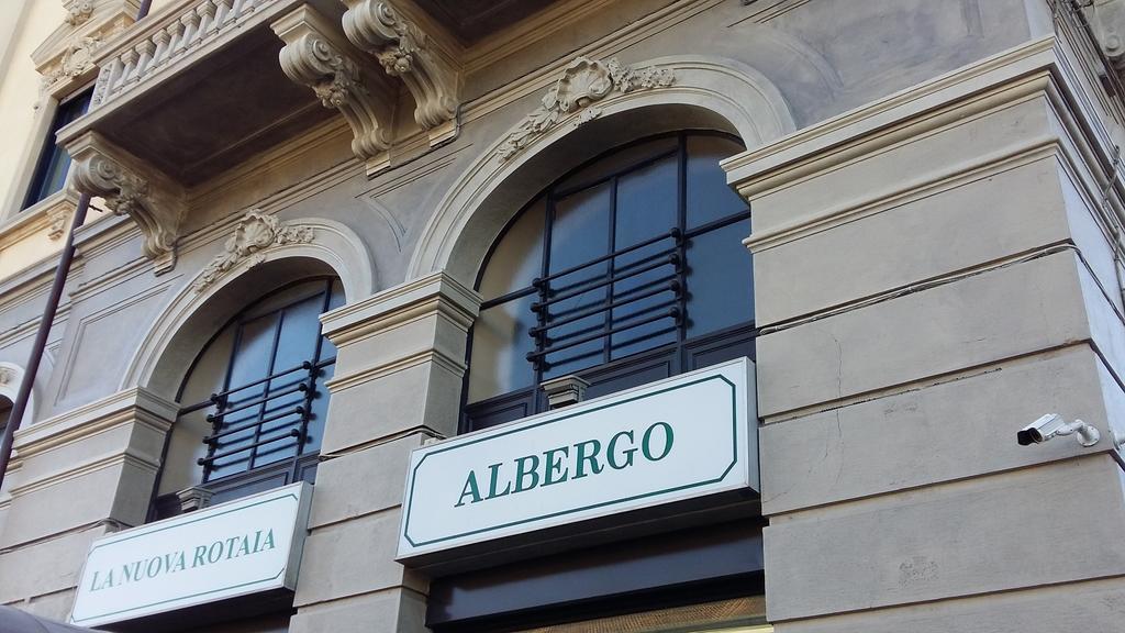 Hotel La Nuova Rotaia Gallarate Exterior foto